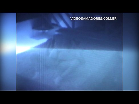 ❤️ O marido filma a mulher a foder o vizinho e descobre que ele é um cornudo ️ Sexo vídeo em nós ☑