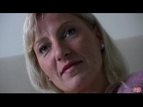 ❤️ A mãe que todos fodemos ... Senhora, comporte-se! ️ Sexo vídeo em nós ☑